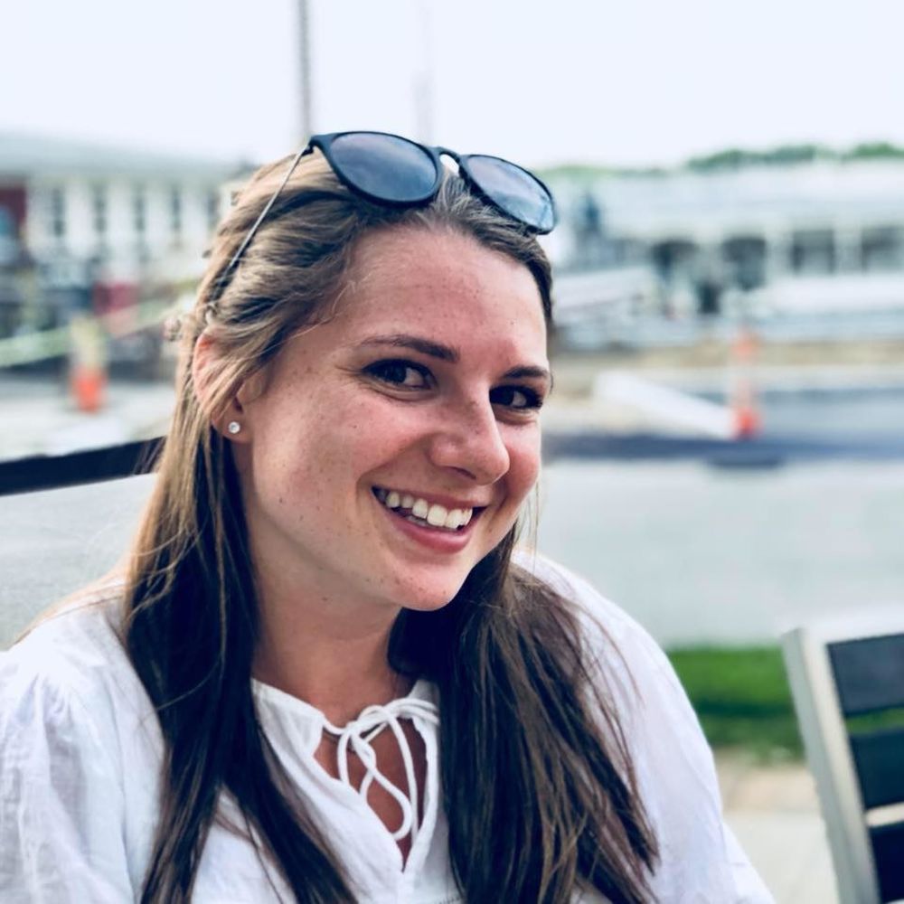 Meet your Posher, Nicole